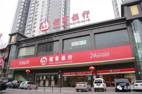 關(guān)于吸塑字門(mén)頭與燈箱貼膜門(mén)頭的對(duì)比清單
